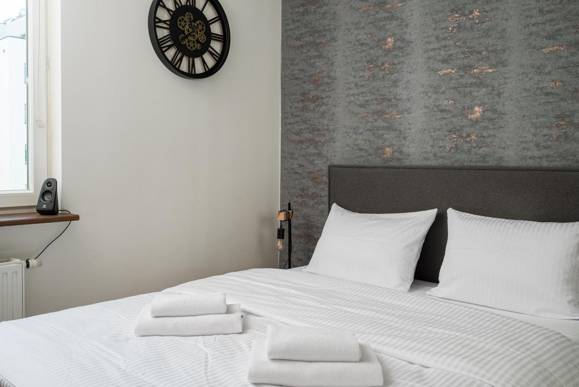 Wola Jana Kazimierza Chic Apartment Varşovia Exterior foto